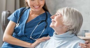 مطلوب جليسة مسنين بالرياض